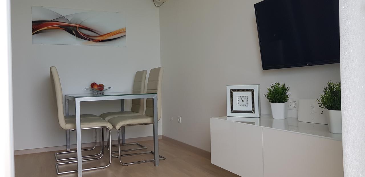 Apartments Petricevic โปดสตรานา ภายนอก รูปภาพ