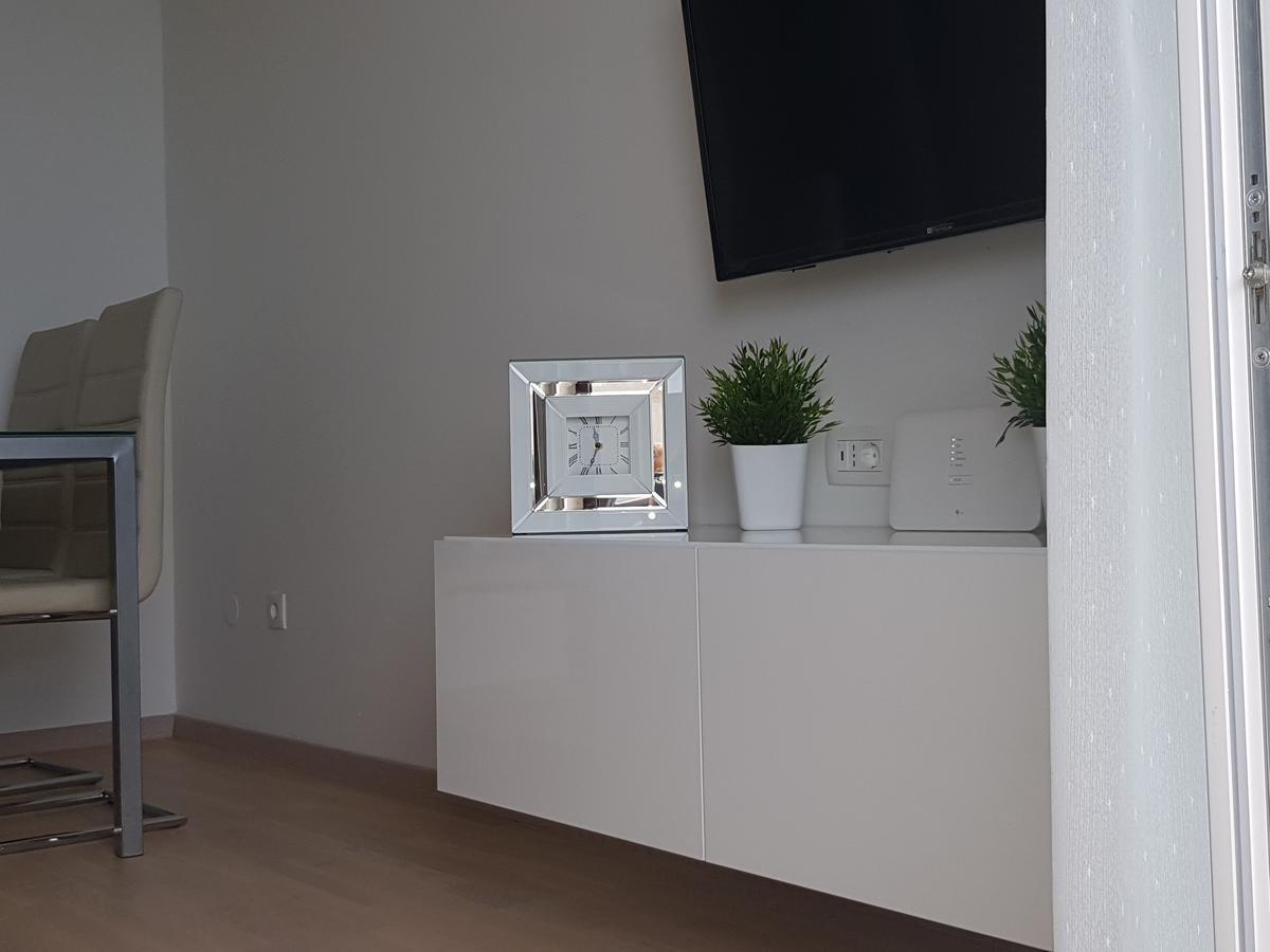 Apartments Petricevic โปดสตรานา ภายนอก รูปภาพ